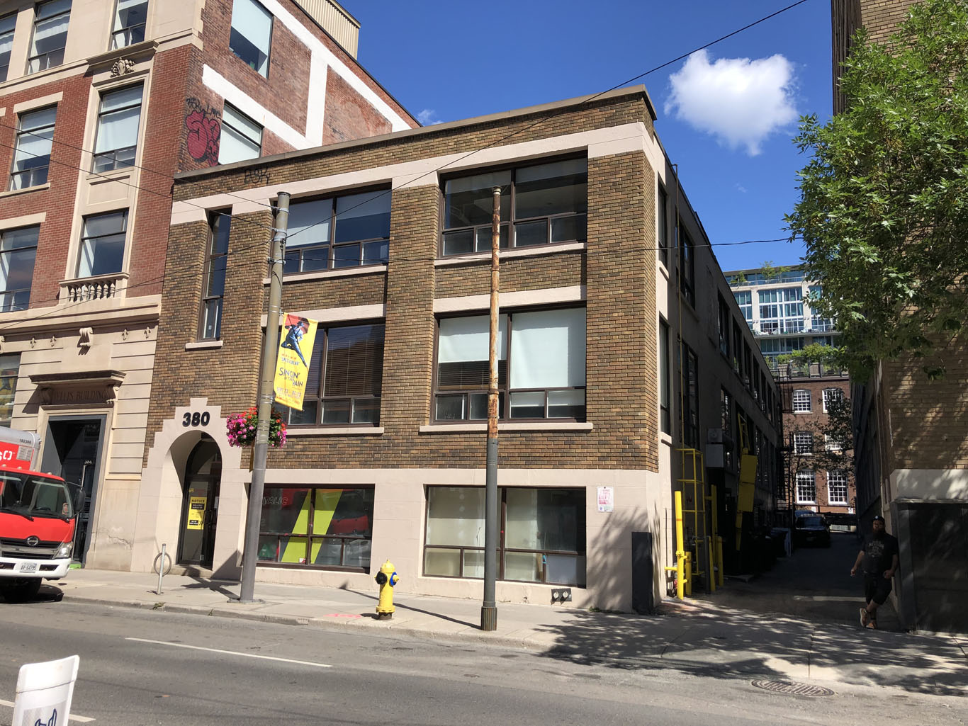 The Deluxe Building